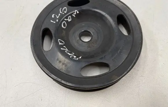 Volkswagen Polo IV 9N3 Crankshaft pulley 03d105255d