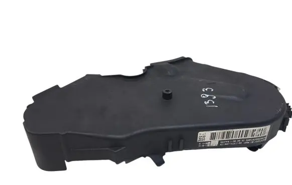 Volkswagen PASSAT B8 Timing belt guard (cover) 04L109107E