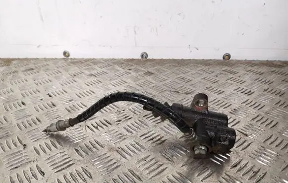 Subaru XV Clutch slave cylinder XV13DEZESCILINDRIUKAS