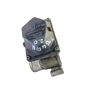 Volkswagen Tiguan Throttle valve 03L128063E A2C53338105