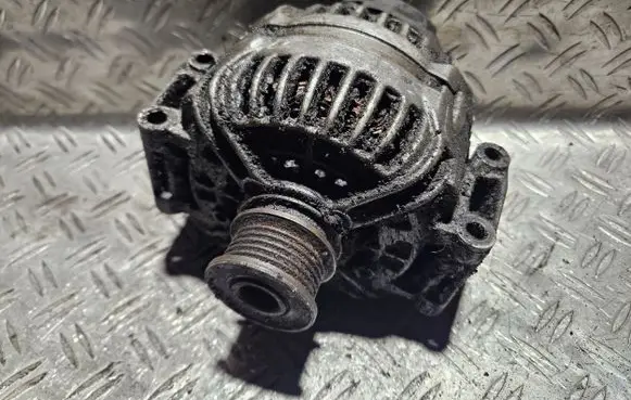 Mercedes-Benz Sprinter W901 W902 W903 W904 Generator/alternator YY15K03 04024