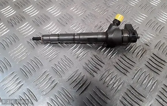 Volkswagen Cross Touran I Fuel injector 0445110369 03L130277J