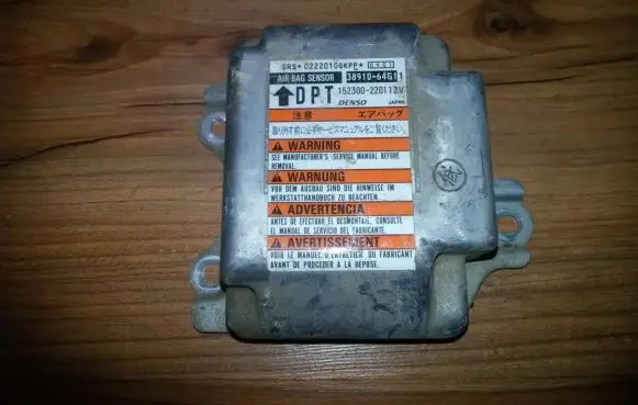 Suzuki Baleno EG Airbag control unit/module 3891064g11 152300-2201
