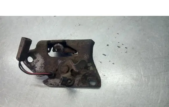 Tailgate/trunk/boot lock/catch/latch