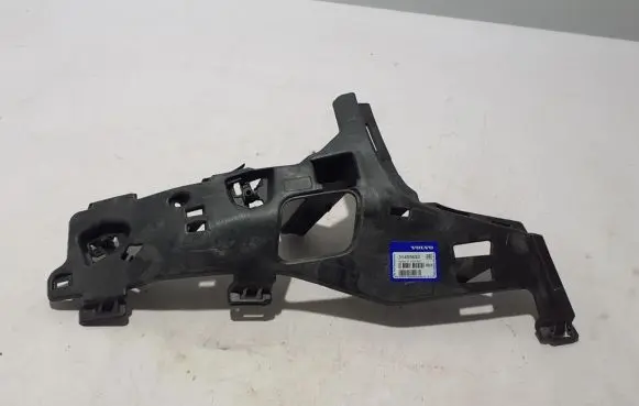 Volvo V60 Front bumper mounting bracket 31455653