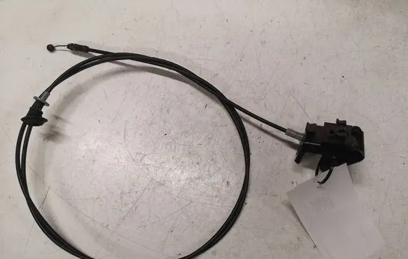 Mazda 5 Engine bonnet (hood) release handle