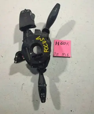 Ford Focus Wiper turn signal indicator stalk/switch 328947293