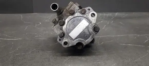 Renault Master II Power steering pump