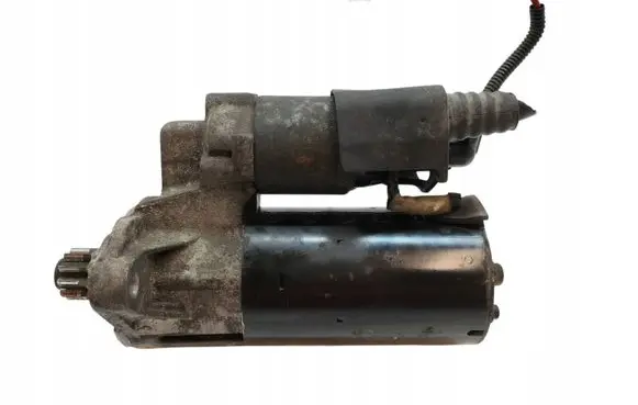 Skoda Octavia Mk2 (1Z) Starter motor 02E911023H
