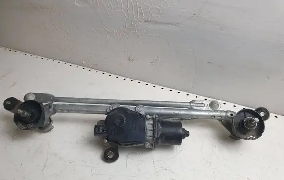 Nissan Qashqai Front wiper linkage and motor 0907 WM078