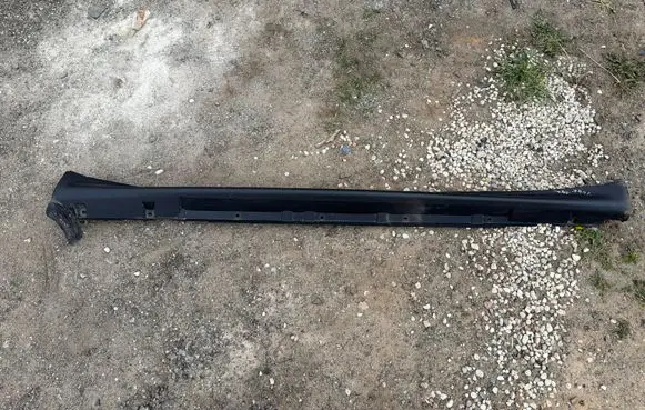 Nissan Juke I F15 Sill 768501KA6A