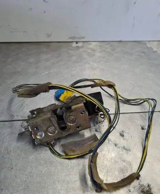 Volkswagen II LT Front door lock A9017201435
