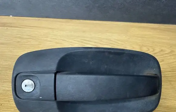 Opel Vivaro Front door exterior handle 8200170625 91168527 8200170597