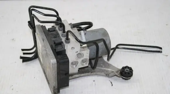 BMW X3 G01 ABS Pump 6892274