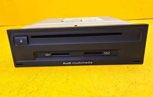 Audi A3 S3 8V Radio/CD/DVD/GPS head unit 8V0035864A 8V0035864