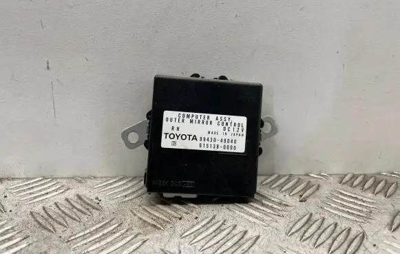 Lexus RX 300 Wing mirror control module 8943048040 6151380000