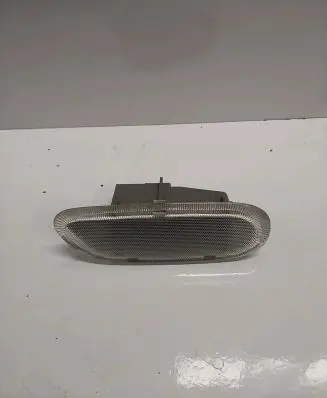 Toyota Land Cruiser (J100) Other interior light