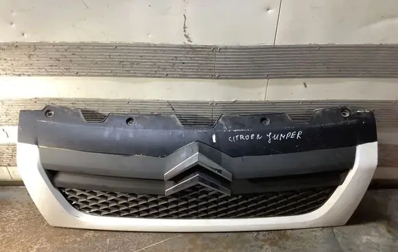 Citroen Jumper Front bumper upper radiator grill 1308069070 4432