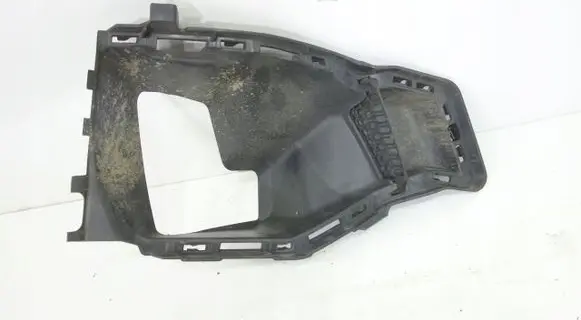 Audi RS3 Intercooler air channel guide 8V5807946
