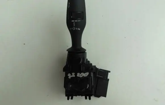 Lexus IS-F Wiper control stalk 17F774