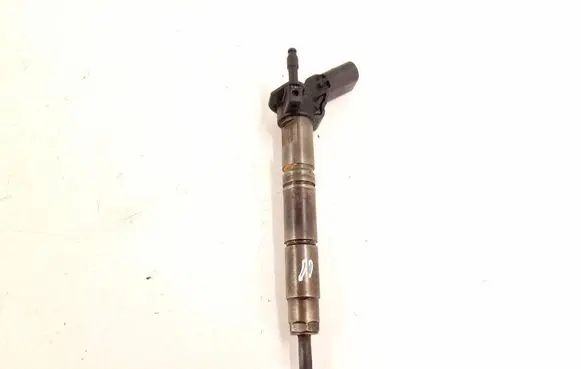Mercedes-Benz GLK (X204) Fuel injector 6420701387 6420701987