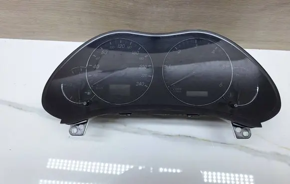 Toyota Avensis T250 Speedometer (instrument cluster) 8380005850 MB2574300290