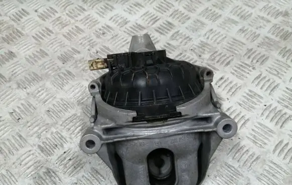 Audi A6 S6 C8 4K Engine mount bracket 4M0199372FS 30082018