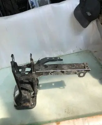 BMW X2 U10 Radiator support slam panel bracket 873729212