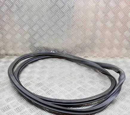 Audi A3 S3 8V Rubber seal front door (on door) 8V4831721