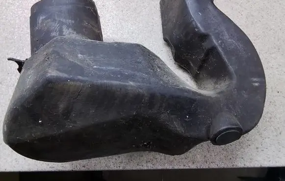 Air intake hose/pipe