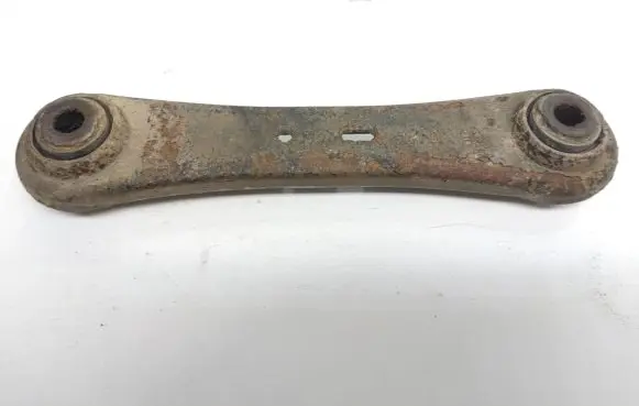 Volvo XC70 Rear control arm