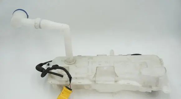 Windshield washer fluid reservoir/tank