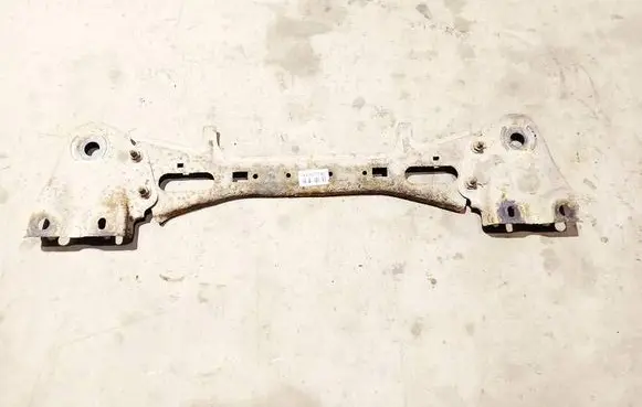 Ford Mondeo Mk III Radiator mount bracket 