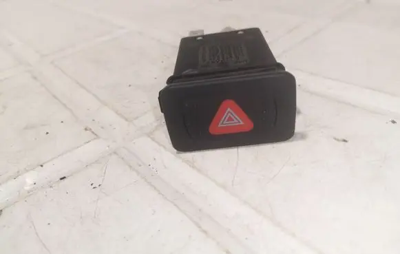 Volkswagen Golf IV Hazard light switch 1J0953235A 1J0959621B 6N0959621B
