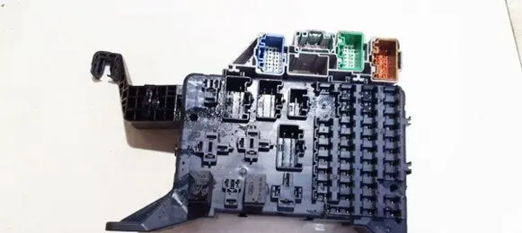 Ford Mondeo Mk III Fuse box set 1s7t14a073ae
