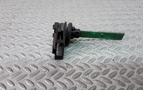 Audi A4 S4 B6 8E 8H Interior temperature sensor 4B0820539