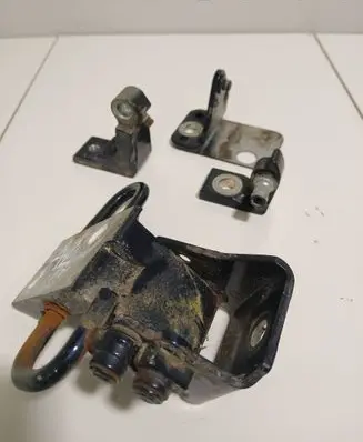 Rear door hinge set