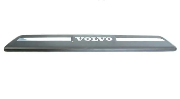 Front sill trim cover