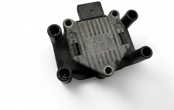 Skoda Yeti (5L) High voltage ignition coil 032905106E