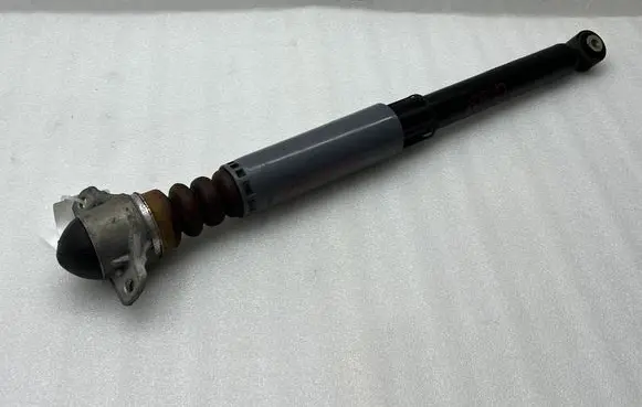 Audi Q2 - Rear shock absorber/damper 5Q0513049HF