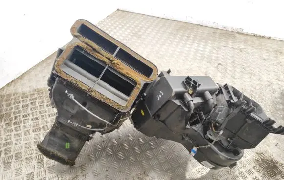 Renault Scenic I Interior heater climate box assembly 7700423789 7700845091 657339X