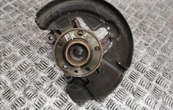 Volvo S60 Front wheel hub