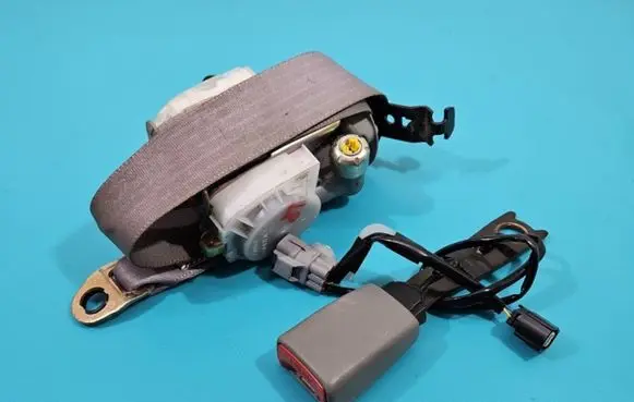 Toyota Camry Front seatbelt IMPRK1368547