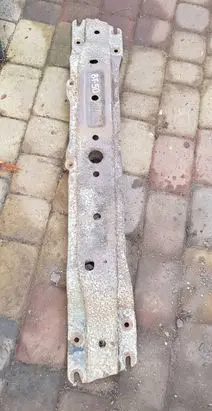 Mazda BT-50 Front axle beam 