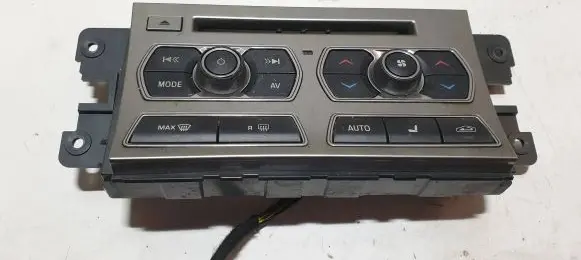 Jaguar XF X250 Climate control unit CX2318C858CD 131130A J6R3A