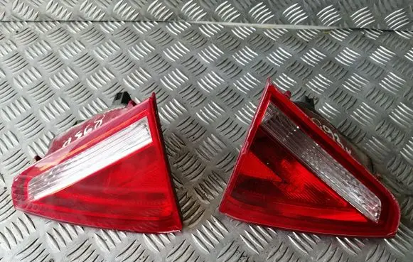 Audi A5 8T 8F Rear/tail lights set 8T0945094 8T0945093