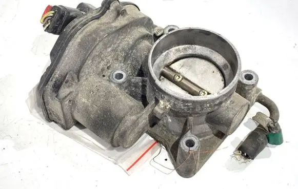 Ford Focus C-MAX Engine shut-off valve 2S6U-9E928-AA