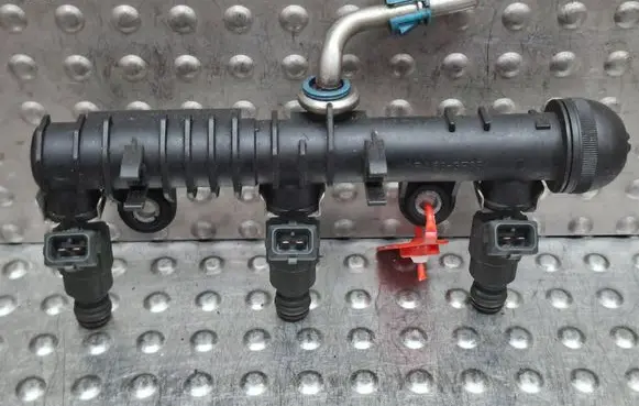 Opel Corsa C Fuel injectors set S27635274 0280155965 0280151075