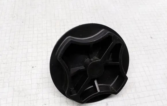 KIA Magentis Spare wheel bolt 