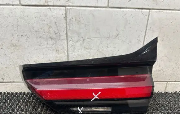 BMW 5 G30 G31 Tailgate rear/tail lights 8493830 662252 662000